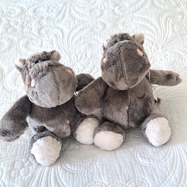 CUTE LITTLE BABY HIPPO PLUSH TOY 23CM - Image 2